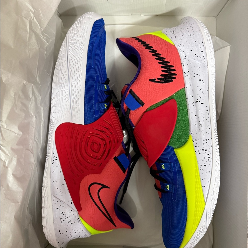 Nike Kyrie Low 3 Colorful Men Athletic Shoes